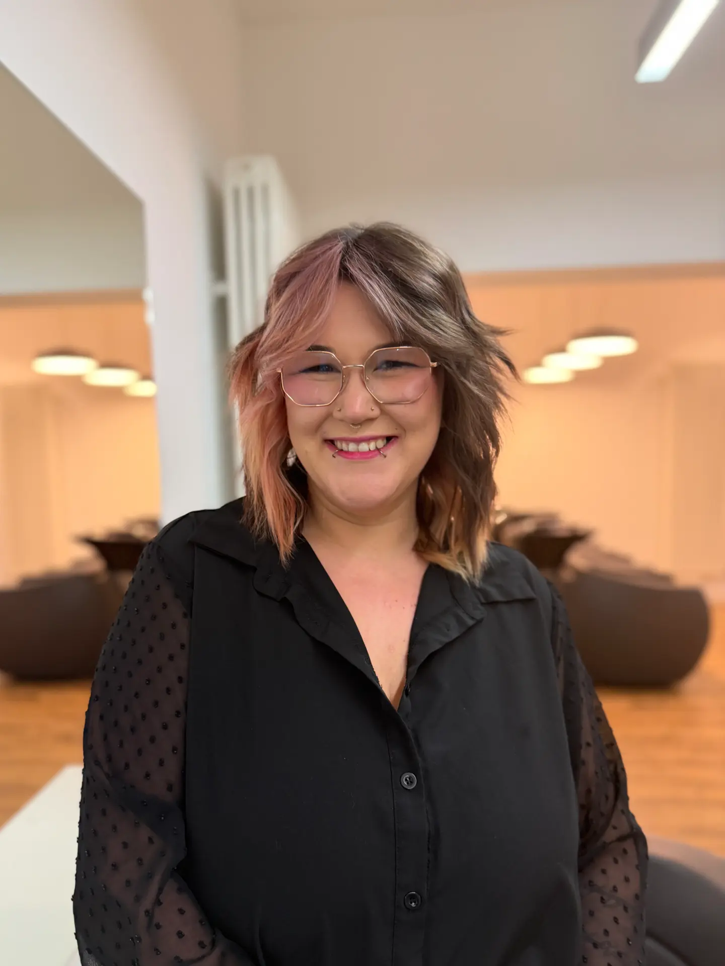 Sabine Trindade Friseur Mengerskirchen Weilburg Team 08